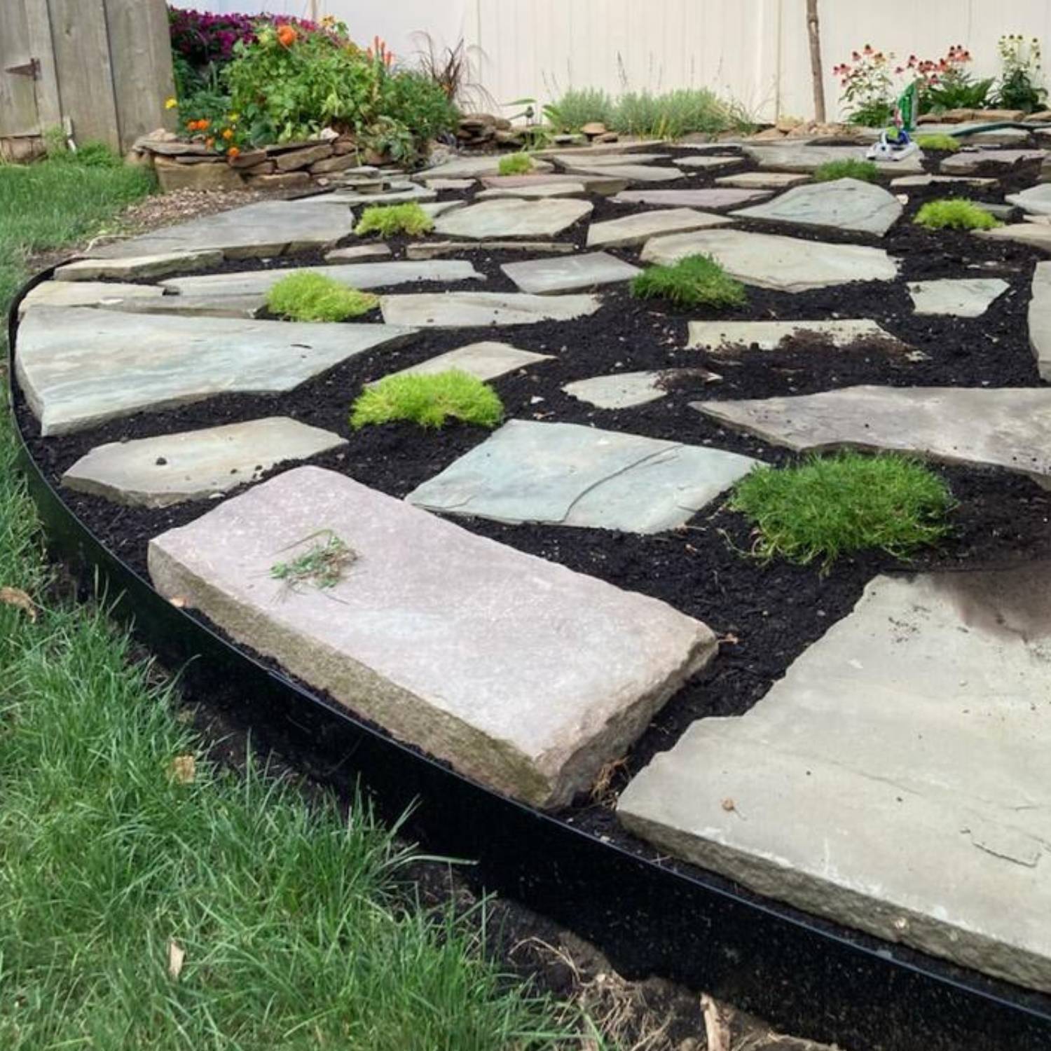 Black Metal Edging: image 3